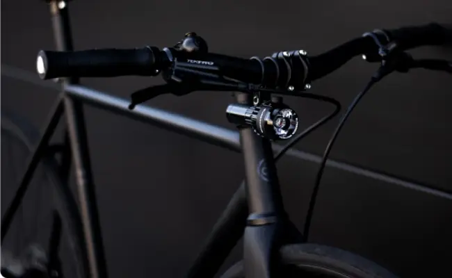 Alkatrészek Alkatrészek