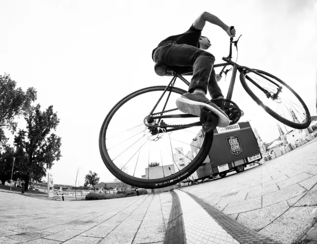 Gates CDX Carbon Belt Drive System Gates CDX Carbon Belt Drive System