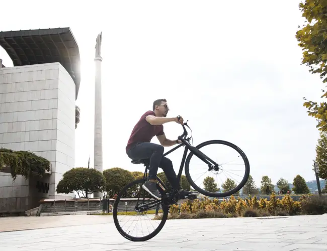 High puncture resistance, tubeless sealant fluid High puncture resistance, tubeless sealant fluid